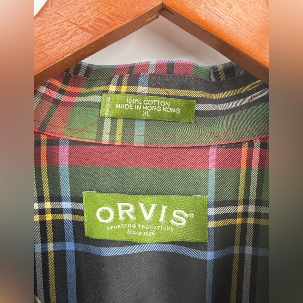 Orvis Men's Vibrant Plaid Button-Down Shirt - Picture 2 of 3